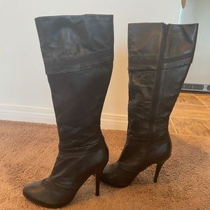 Black high heeled leather boots (fake leather)